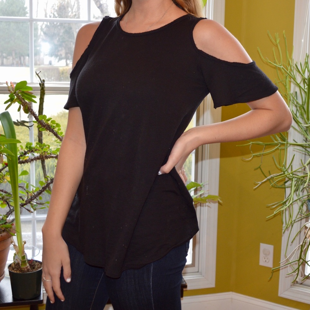 Trecis Beach Medium Black Scoop Off The Shoulder